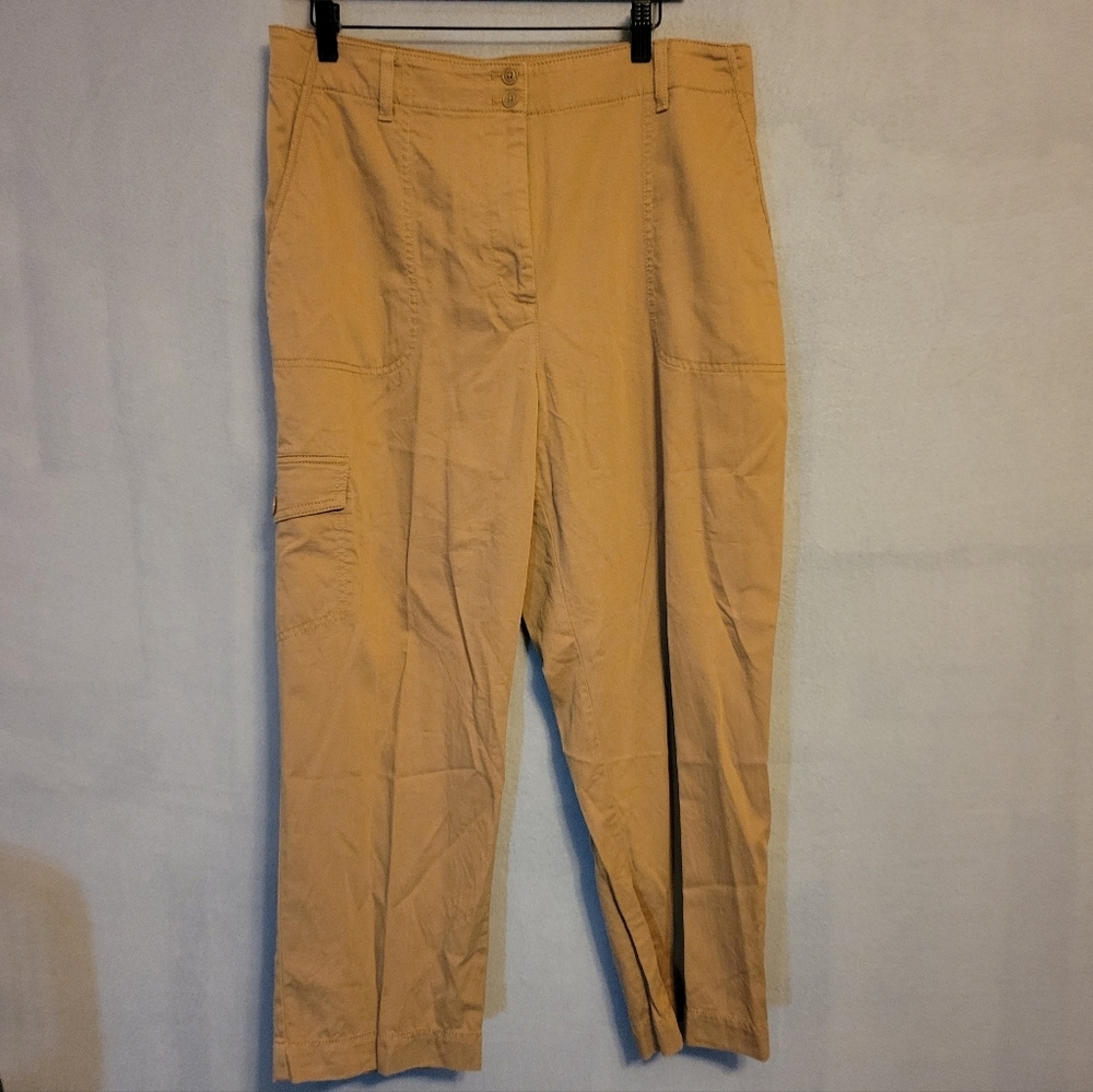 Talbots Tan Supersoft Straight Leg Linen Blend Cropped Cargo Pant. Size  14